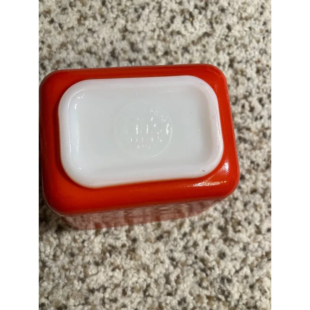 Red Pyrex 501 B Refrigerator Vintage Dish No Lid
